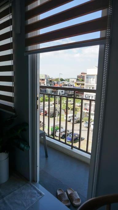 The Fika Room Near Mnl Airport - Scandi Studio Unit With Fast Wi-Fi & Netflix - Read Full Property Desc Before Booking Manila Exterior foto